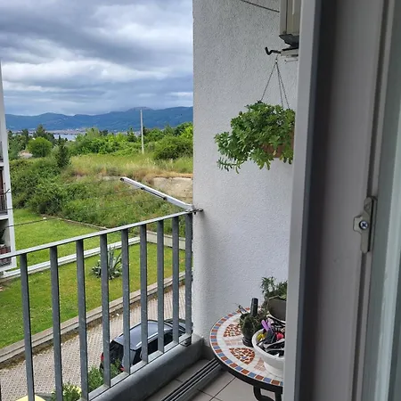 Prostrani Moona - Blizu Centra Grada Sa Pogledom Na I Garazom Split